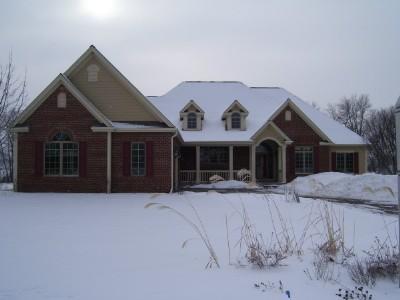 N39W23797 Broken Hill Cir., Pewaukee, WI 53072