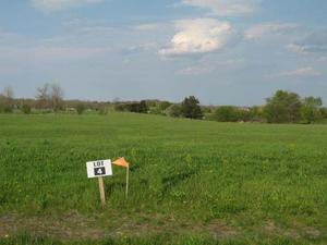 LT4 Highland, Mequon, WI 53092