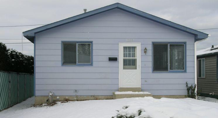 1108 Menomonee Ave, South Milwaukee, WI 53172