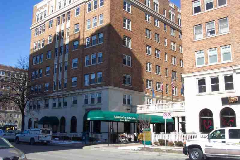 1028 E Juneau #718, Milwaukee, WI 53202