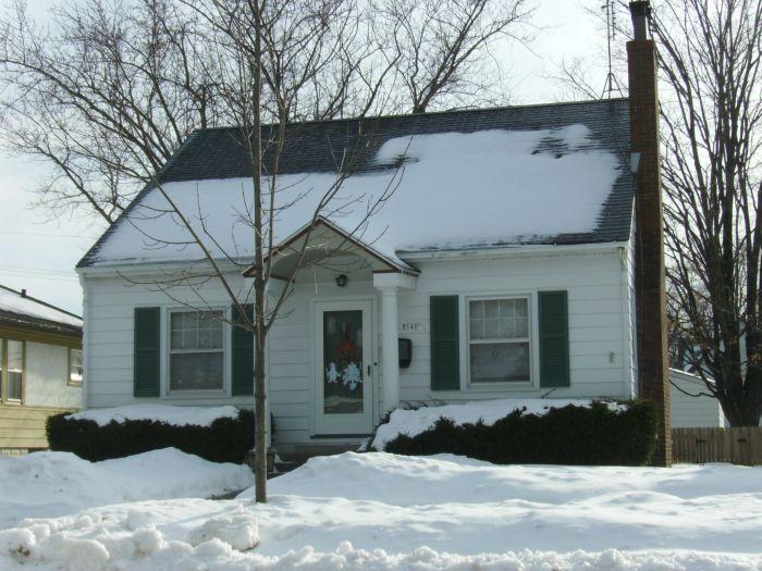 2140 Ferry, La Crosse, WI 54601