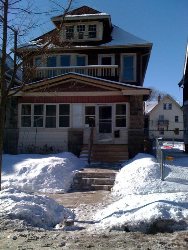 2421 N 40th St #2423, Milwaukee, WI 53210