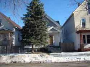 2422 S 7th St., Milwaukee, WI 53215