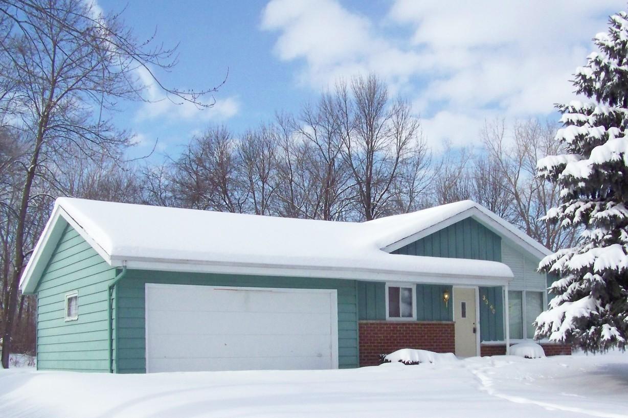 3340 Victorian Dr., Racine, WI 53406