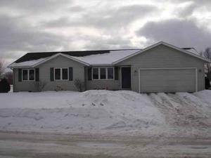 414 E Walden Pl., Holmen, WI 54636