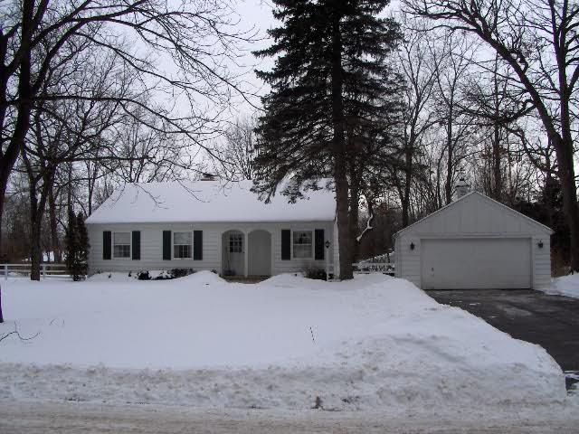 11927 W Oakwood Dr., Franklin, WI 53132