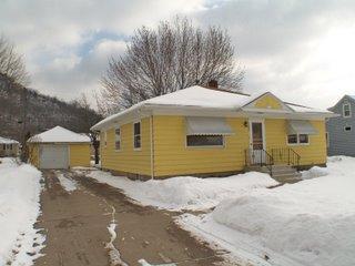 1939 S 30th St., La Crosse, WI 54601