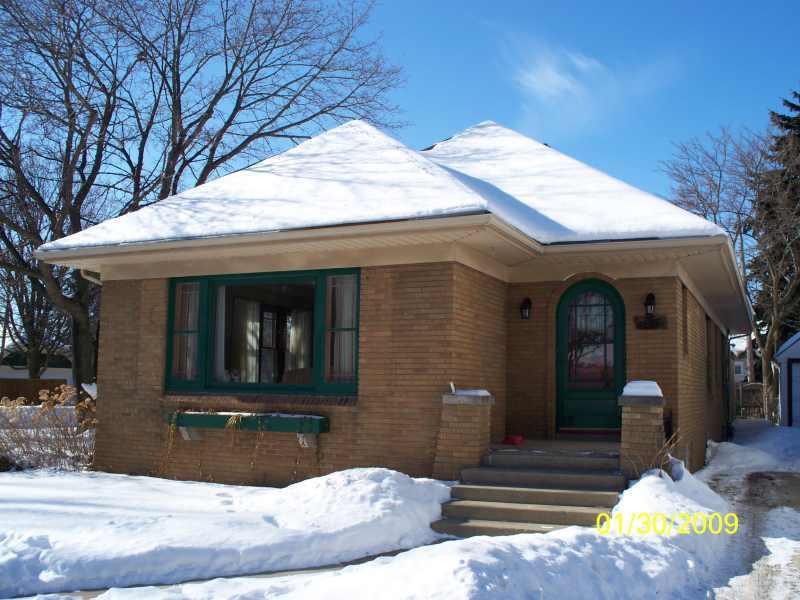 2800 La Salle St., Racine, WI 53402