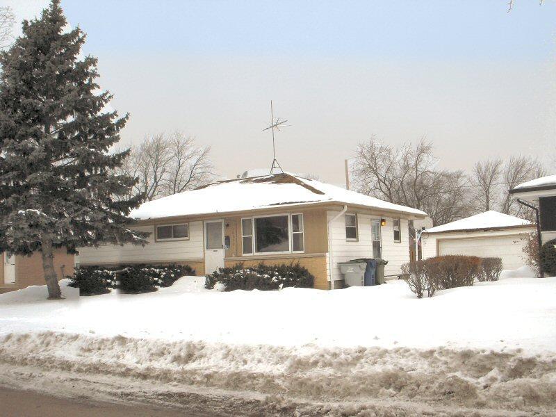 10332 W Caldwell, Milwaukee, WI 53225