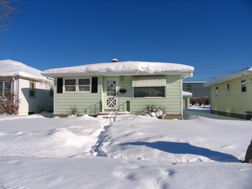 2615 23rd Ave., Kenosha, WI 53140