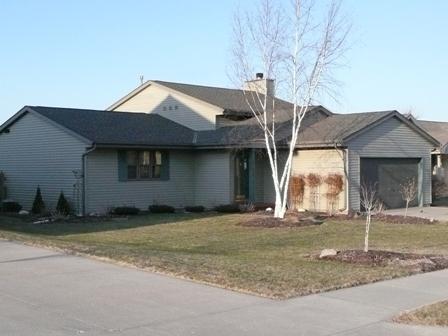 510 Gavin Pkwy, Kewaskum, WI 53040