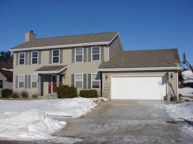 1124 Garfield Ln., Hartford, WI 53027