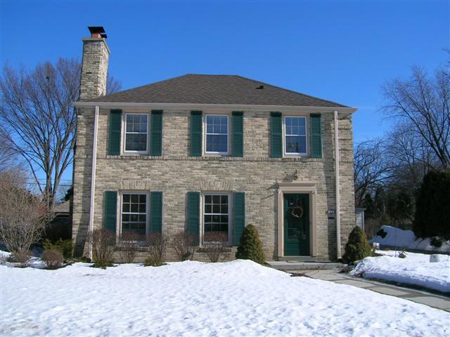 2444 N 88th St., Wauwatosa, WI 53226