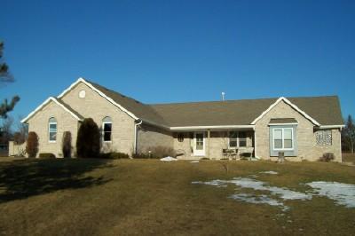 W310S7586 Arbor Dr., Mukwonago, WI 53149