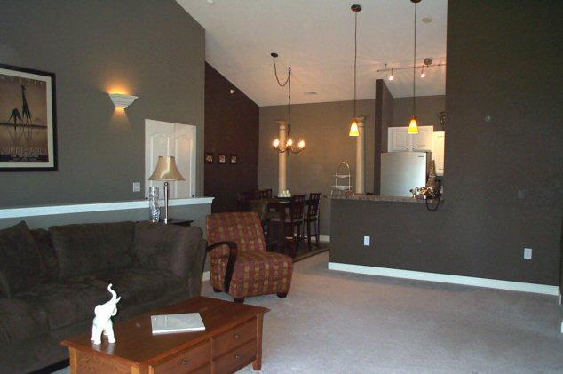 2718 Northview Rd. #19, Waukesha, WI 53188