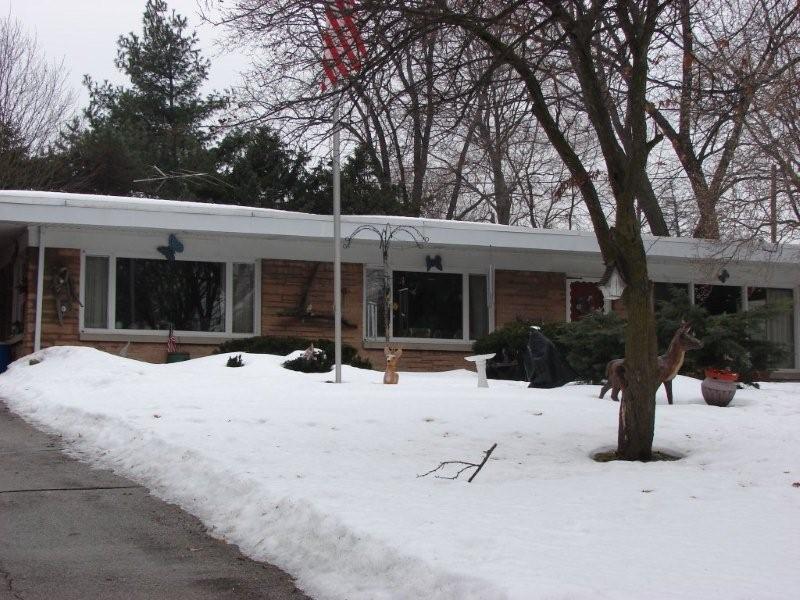 10333 W Bunzel Ave., Hales Corners, WI 53130