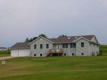 E7476 Chip Ct., Viroqua, WI 54665