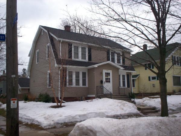 1301 Philippen St., Manitowoc, WI 54220