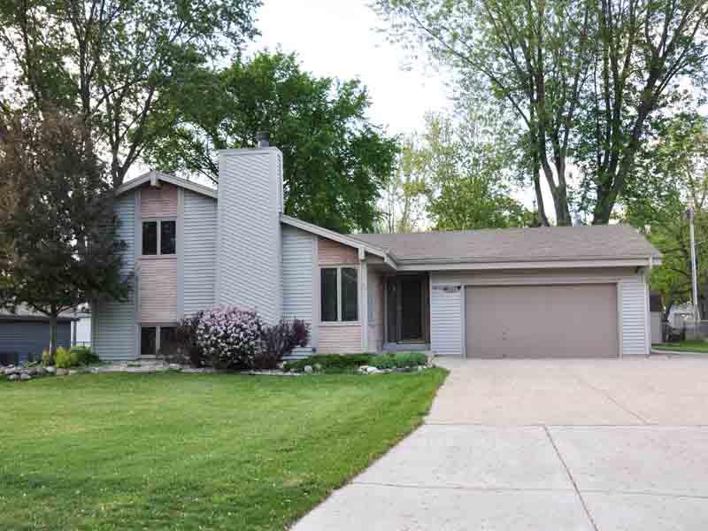 440 Andrews St., Mukwonago, WI 53149