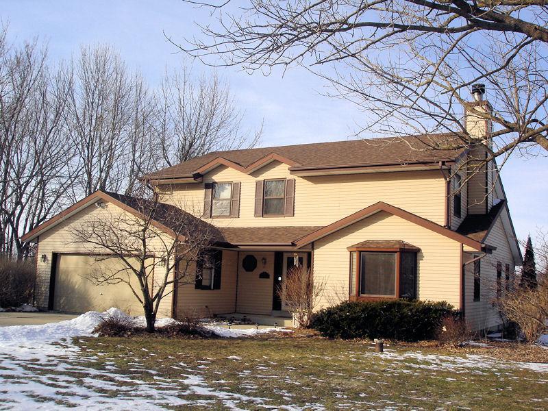 N93W25260 Crestwood Dr, Lisbon, WI 53089
