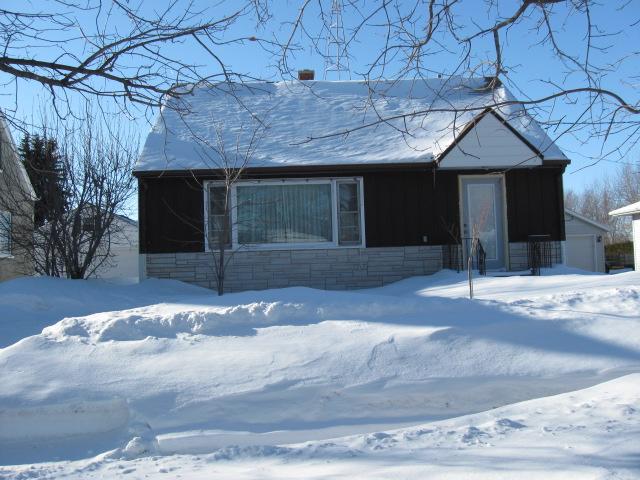 [Address Hidden by Seller], Manitowoc, WI 54220