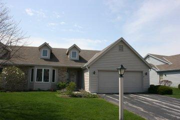 985 Lansdowne Ct., Brookfield, WI 53045
