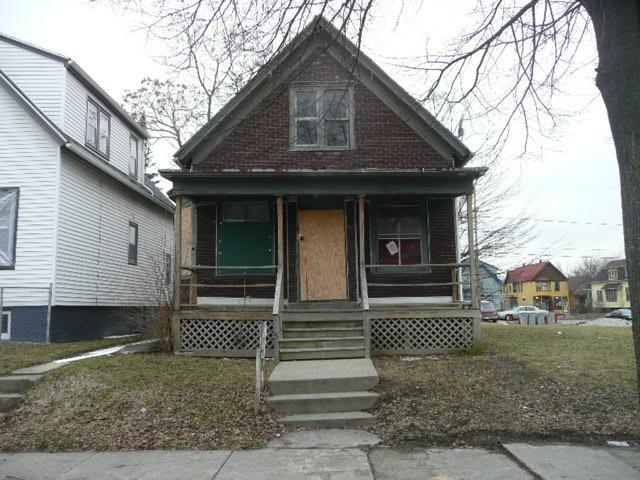 2871 N 22nd St., Milwaukee, WI 53206
