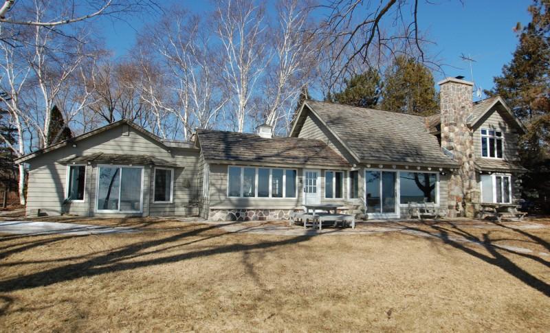 5236 Sandy Beach South, Belgium, WI 53004