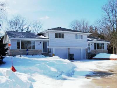 105 Second St, Addison, WI 53002