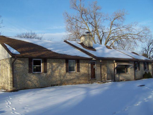 7724 W Barnard, Greenfield, WI 53220