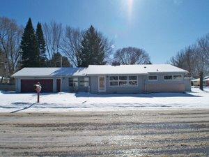 3102 E Fairchild St., La Crosse, WI 54601