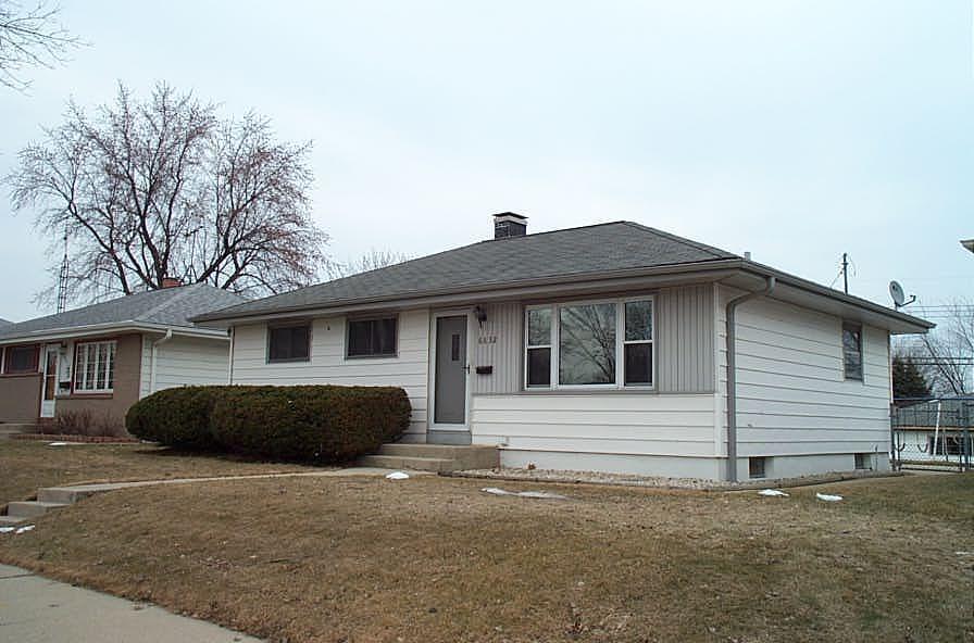 6632 S 20th, Milwaukee, WI 53221
