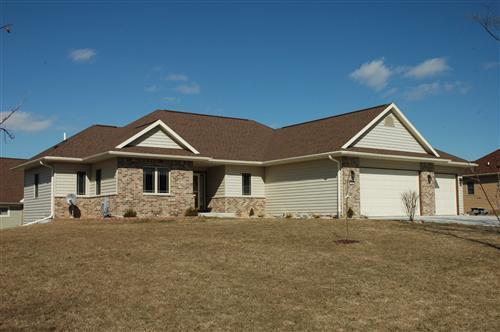 3208 W Plaza Dr., Franklin, WI 53132
