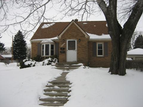 1438 Oregon St., Racine, WI 53405