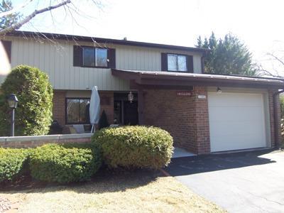 12802 N Colony Dr., Mequon, WI 53097