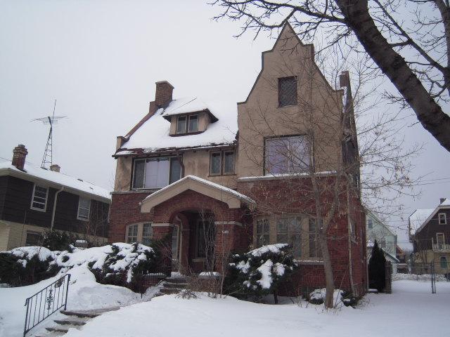 2233 N Sherman Blvd., Milwaukee, WI 53208