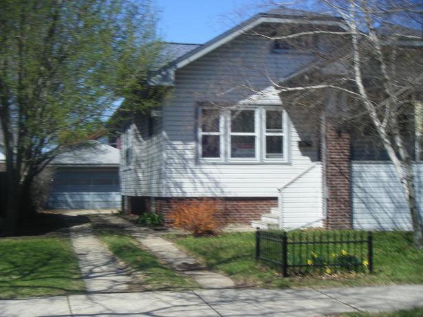 2020 Grand Ave., Racine, WI 53403