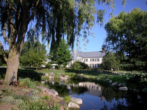 9190 N Upper River Rd., River Hills, WI 53217
