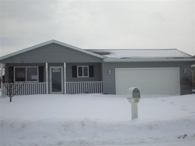 1321 E Ivy Ln., Manitowoc, WI 54220