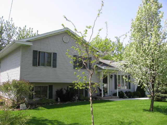 142 Cook St., Whitewater, WI 53190