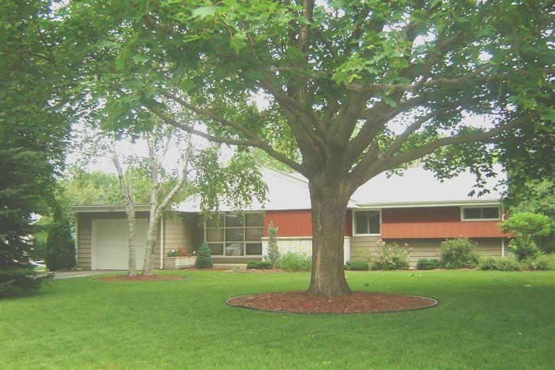 8108 N 53rd St., Brown Deer, WI 53223