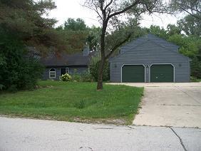 4951 W Hunting Park Dr., Franklin, WI 53132