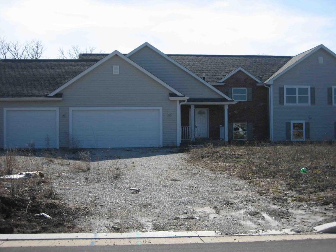 9076 S Cordgrass, Franklin, WI 53132