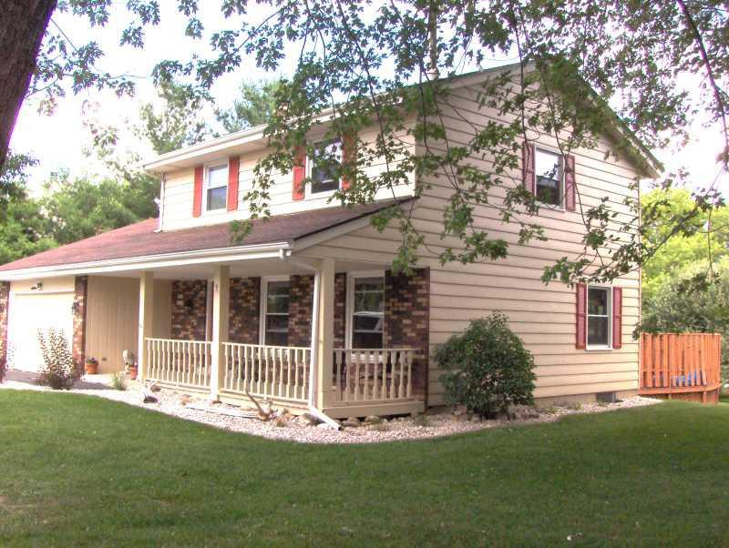 W359N7146 Fountain Ln., Oconomowoc, WI 53066