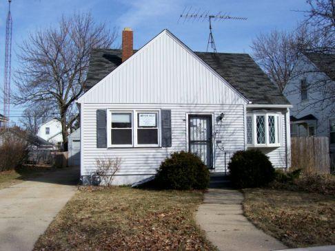 7025 41st Ave., Kenosha, WI 53142