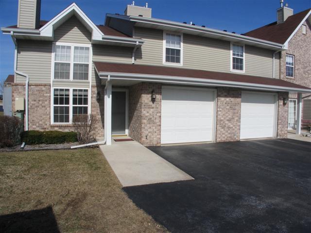 659 Westfield Way #H, Pewaukee, WI 53072