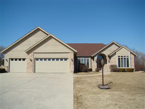 3309 S Highpointe Dr., New Berlin, WI 53151