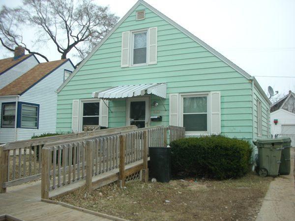 4420 N 38th, Milwaukee, WI 53209