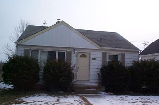 2433 S Chicago Ave., South Milwaukee, WI 53172