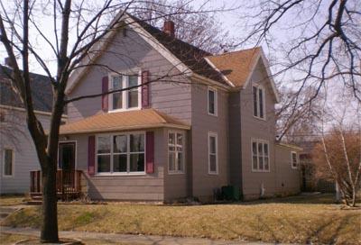 330 20th St., La Crosse, WI 54601